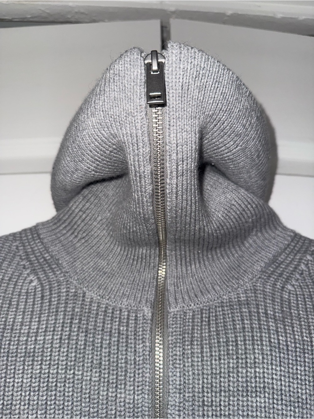 COS Light Gray Ribbed Half-Zip Sweater - Picture 4 of 9